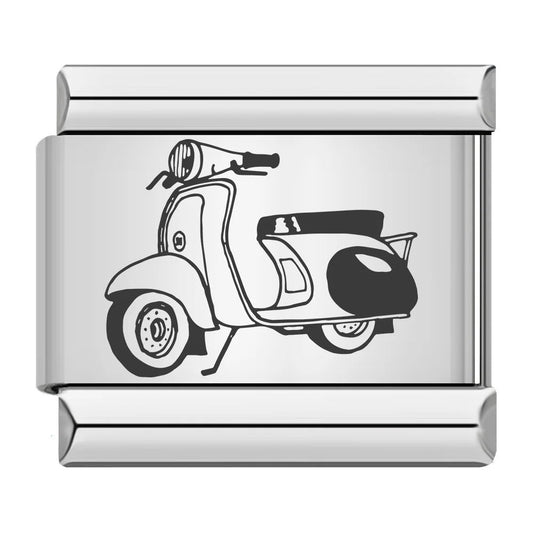 Classic moped scooter Italian charm 9mm